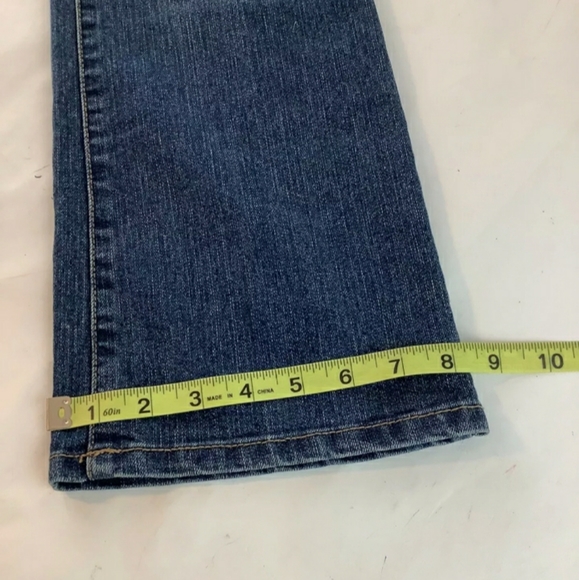 Style & Co Jeans Women's Med Wash Boot Cut Curvy 4P - Picture 5 of 11